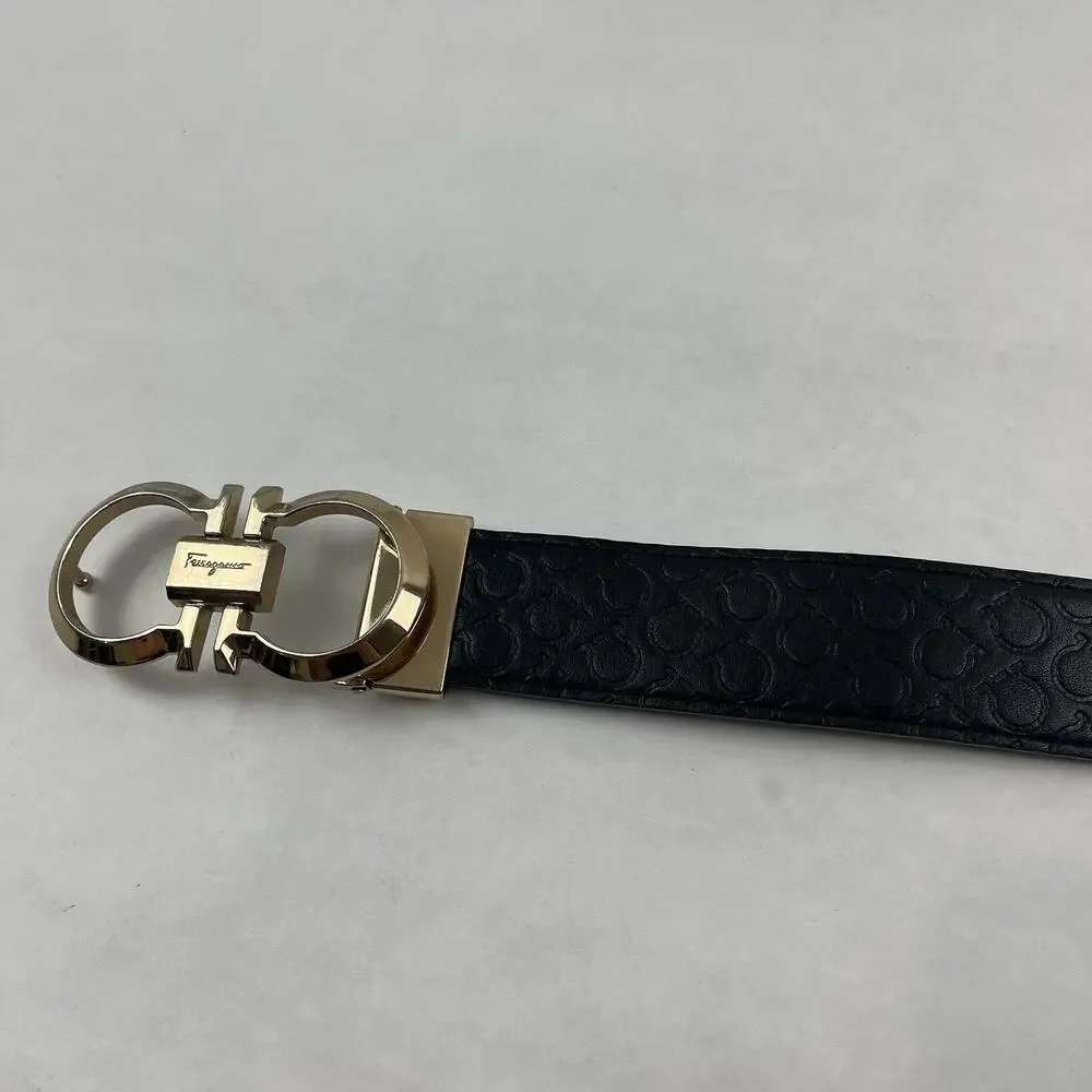 Salvatore Ferragamo Gancini Belt Black Leather Gold Buckle Italy 35” Fair